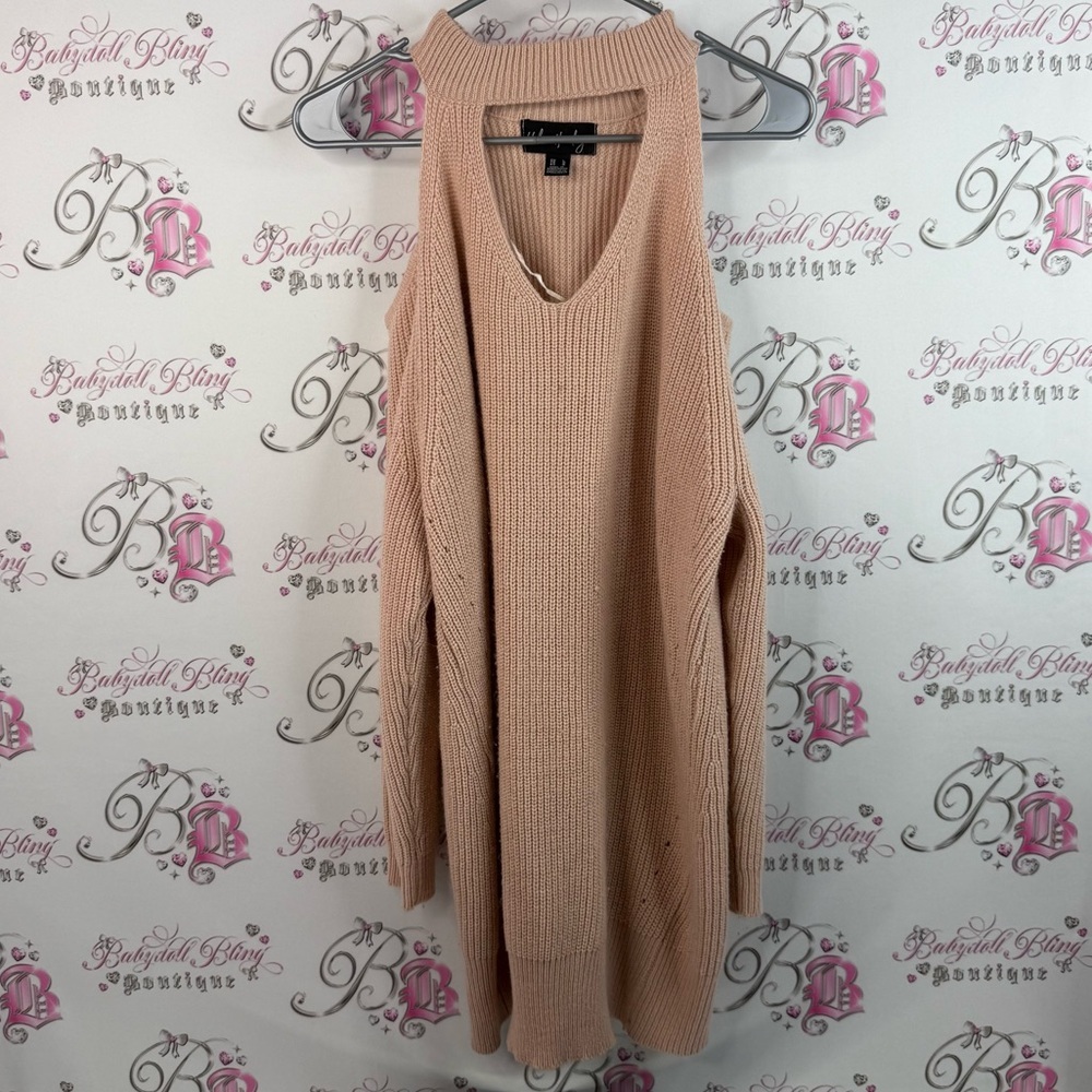 Urban Heritage sweater knit tan open cold shoulders Blush V-Neck Sweater